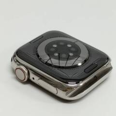 Apple Watch Series 6/GPS+セルラー/40mm/A2375/シルバーステンレス〈M06U3J/A〉の画像
