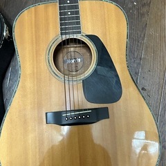 
モーリス アコースティックギター　ハードケース　新品ギター弦 　その他関連備品の画像