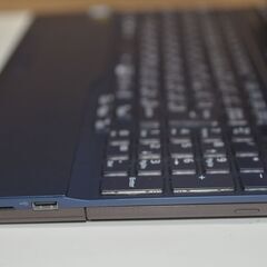 中古ノートパソコン 富士通 AH77/D1 Windows11+office 爆速SSD512GB core i7-8565U/メモリ8GB/15.6インチ/webカメラ/無線/ブルーレイ搭載の画像