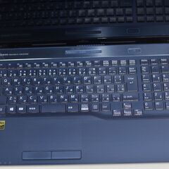 中古ノートパソコン 富士通 AH77/D1 Windows11+office 爆速SSD512GB core i7-8565U/メモリ8GB/15.6インチ/webカメラ/無線/ブルーレイ搭載の画像