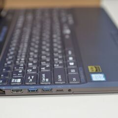 中古ノートパソコン 富士通 AH77/D1 Windows11+office 爆速SSD512GB core i7-8565U/メモリ8GB/15.6インチ/webカメラ/無線/ブルーレイ搭載の画像