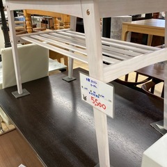 リユースマン倉敷、木製ホワイトテーブルの画像