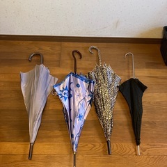 傘４本まとめて　雨傘三本　日傘一本　レディース　メンズの画像