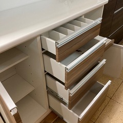 リユースマン倉敷、キッチンボード、ツヤ木目ブラウン、キッチン、収納、棚の画像