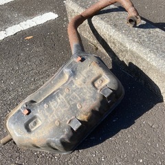 タイヤ、マフラー無料ジャンクの画像