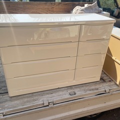 タンス４段ホワイトの画像