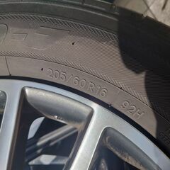 トヨタ純正16インチ・タイヤホイル４本セットの画像