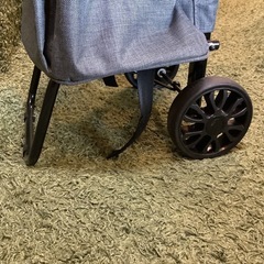 【リサイクルサービス八光】幅36㎝　ジーパン生地キャリーバッグの画像