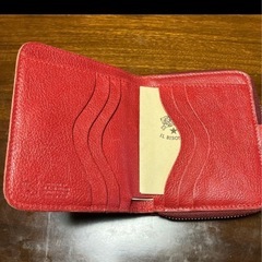 IL BISONTE 2つ折ラウンドジップコンパクトウォレット二つ折り財布 赤の画像