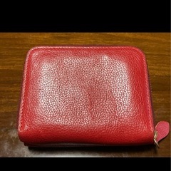 IL BISONTE 2つ折ラウンドジップコンパクトウォレット二つ折り財布 赤の画像