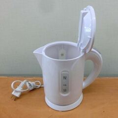 電気ケトル 2025年製 0.8L KTK-08 コンパクトケトル ホワイト 電気ポット ヒロコーポレーション 白 ケトル KOM 札幌市 西野店の画像