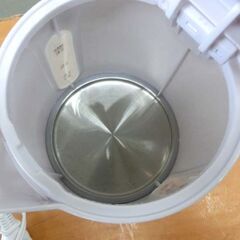 電気ケトル 2025年製 0.8L KTK-08 コンパクトケトル ホワイト 電気ポット ヒロコーポレーション 白 ケトル KOM 札幌市 西野店の画像