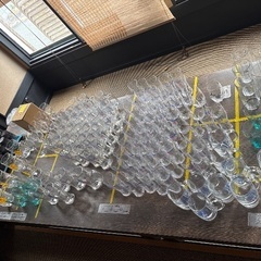 ビールジョッキ🍻や食器類、テーブル等、色々あります♡の画像
