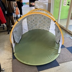 サ2511-314 NITORI ワンタッチサンシェルター フルーツ柄 紫外線カット加工 UPF50+ ケース、ペグ欠品 使用感有り の画像