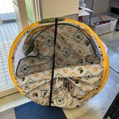 サ2511-314 NITORI ワンタッチサンシェルター フルーツ柄 紫外線カット加工 UPF50+ ケース、ペグ欠品 使用感有り の画像