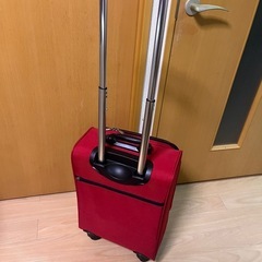 【Fumbert Yourel ACTUS】キャリーケース（レッド）の画像