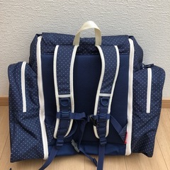 最終お値下げ😊 Coleman 大きなリュック(定価の半額以下・1度のみ使用の美品です✨)の画像