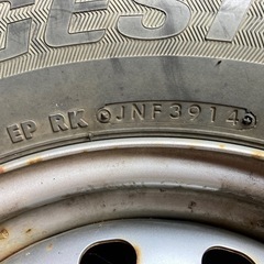 パン用スタッドレスタイヤ　185r14LT　の画像