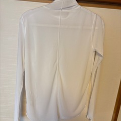 トップス　白の画像