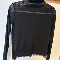 トップス　黒の画像