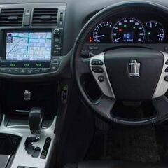 月々2.6万円で乗れる！トヨタ クラウンアスリート 2.5 アニバーサリーエディション ムーンルーフパッケージ　走行距離9.8万キロ！ 総額160万円！の画像