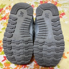 ニューバランス14cmの画像
