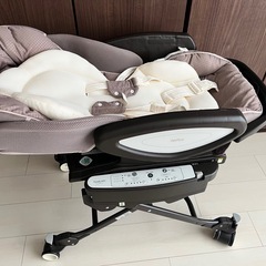 【お話中】【美品】電動ハイローチェア　ユラリズム　の画像