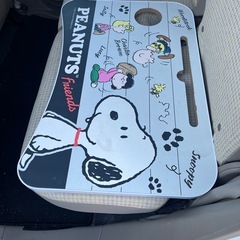スヌーピー降りたたみテーブルの画像