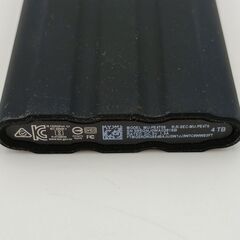 Samsung　T7 Shield　ポータブルSSD　4TBの画像