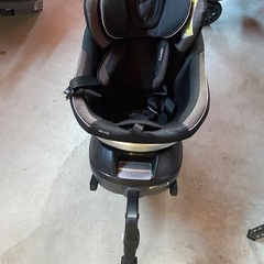 ベビーカー、チャイルドシートの画像