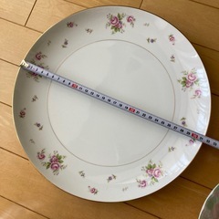 食器まとめ売り　お皿　ボウル　ガラス食器　全部で8点の画像