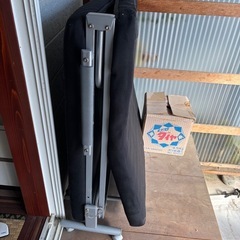 折りたたみベッドの画像