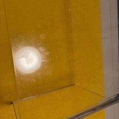 クリアアクリルローテーブルの画像