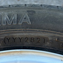 12インチ鉄ホイール付きタイヤ 145/80R12（ヨコハマ JOB RY52） の画像