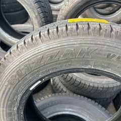 155.80.14LTスタッドレスタイヤの画像