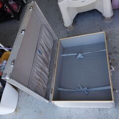 アルミケースの画像