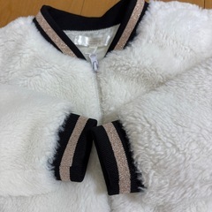 キラキラ ジャンパー 24monthsの画像