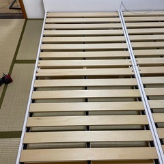 【コンセント付】すのこシングルベット2台の画像