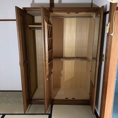 あげます♪(´ε｀ )  無料　洋服タンス　桐製家具　収納家具　　の画像