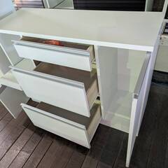 120キッチンカウンター/ 大容量収納 / 早い者勝ち！の画像