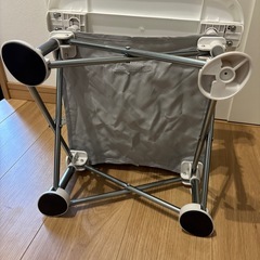 　未使用　折りたたみ　ベビーチェア テーブルチェア の画像