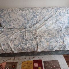 ソファー　3人掛けの画像