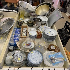 食器　グラス　ラーメン丼　コップ　皿　茶碗　お椀　湯呑み　カトラリー　ボウル　鍋の画像