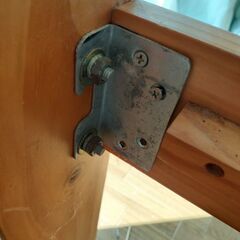 木製ベッドフレームの画像