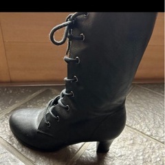 レディース　編み上げ　ブーツ　22.5　の画像