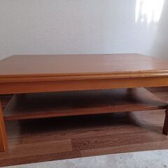 木製　センターテーブルの画像