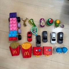 ボール プール、仮面ライダー収納ケース付きおもちゃセット！（お譲り主決定済み）の画像