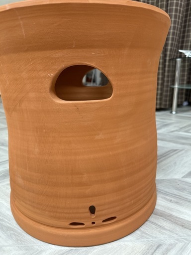 黄土 よもぎ蒸し 椅子と鍋