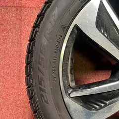 215/55r17 スタッドレス　※タイヤのみの画像