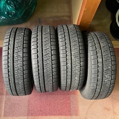 215/55r17 スタッドレス　※タイヤのみの画像